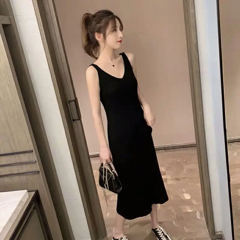 Black Knitted Knee Length Skirt Core Spongy Grey - Image 2