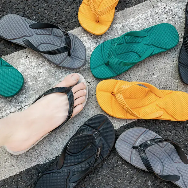 2021 Men's Black Soft Sole Flip Flops Large