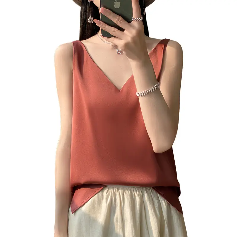 Women's Silk V-Neck Vest with White Bottoming - Image 17