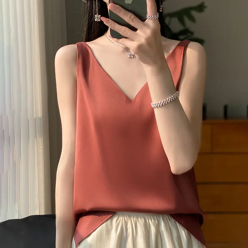 Women's Silk V-Neck Vest with White Bottoming - Image 9