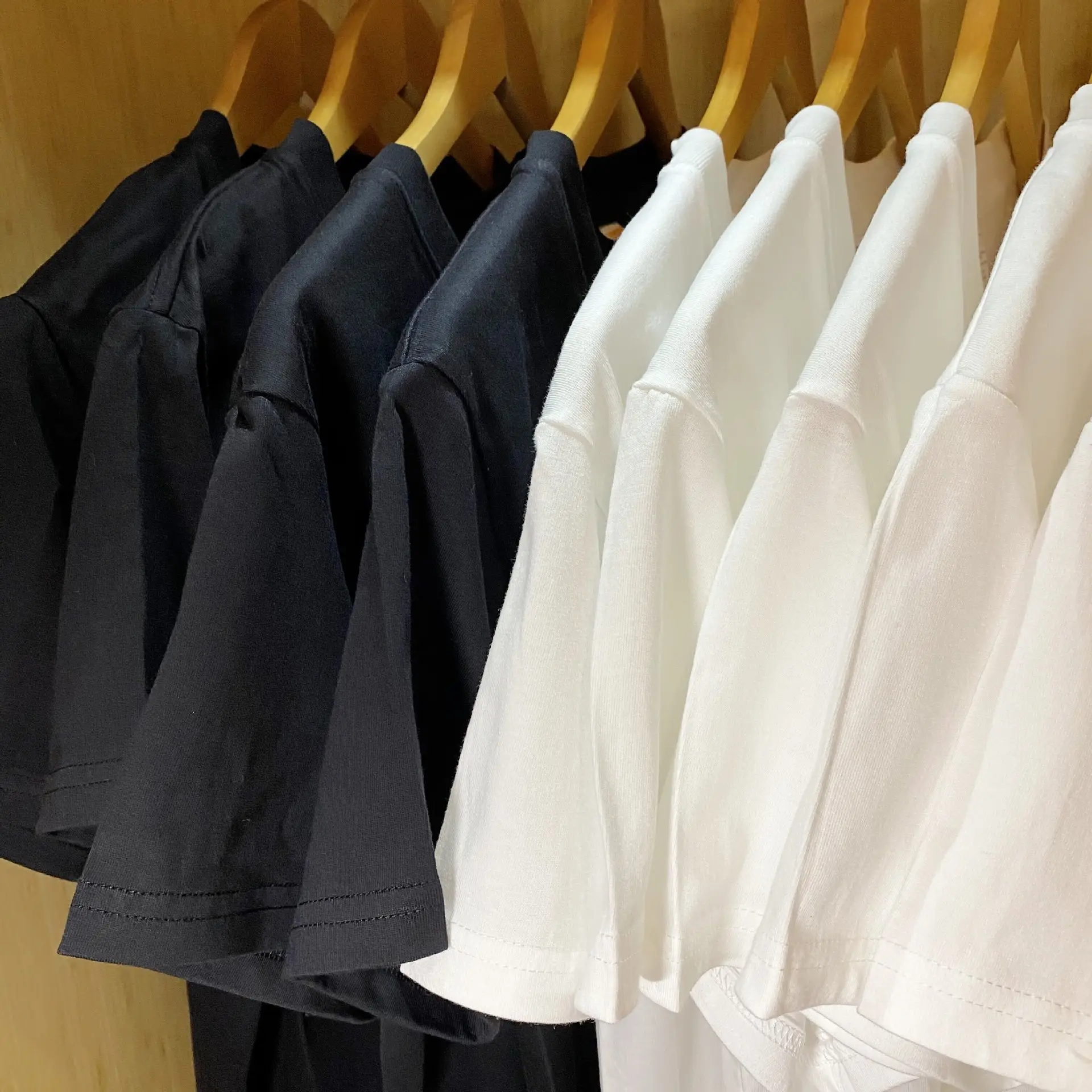 210g American Heavy Combed Cotton Round Neck Bottoming T-Shirt — feature 2