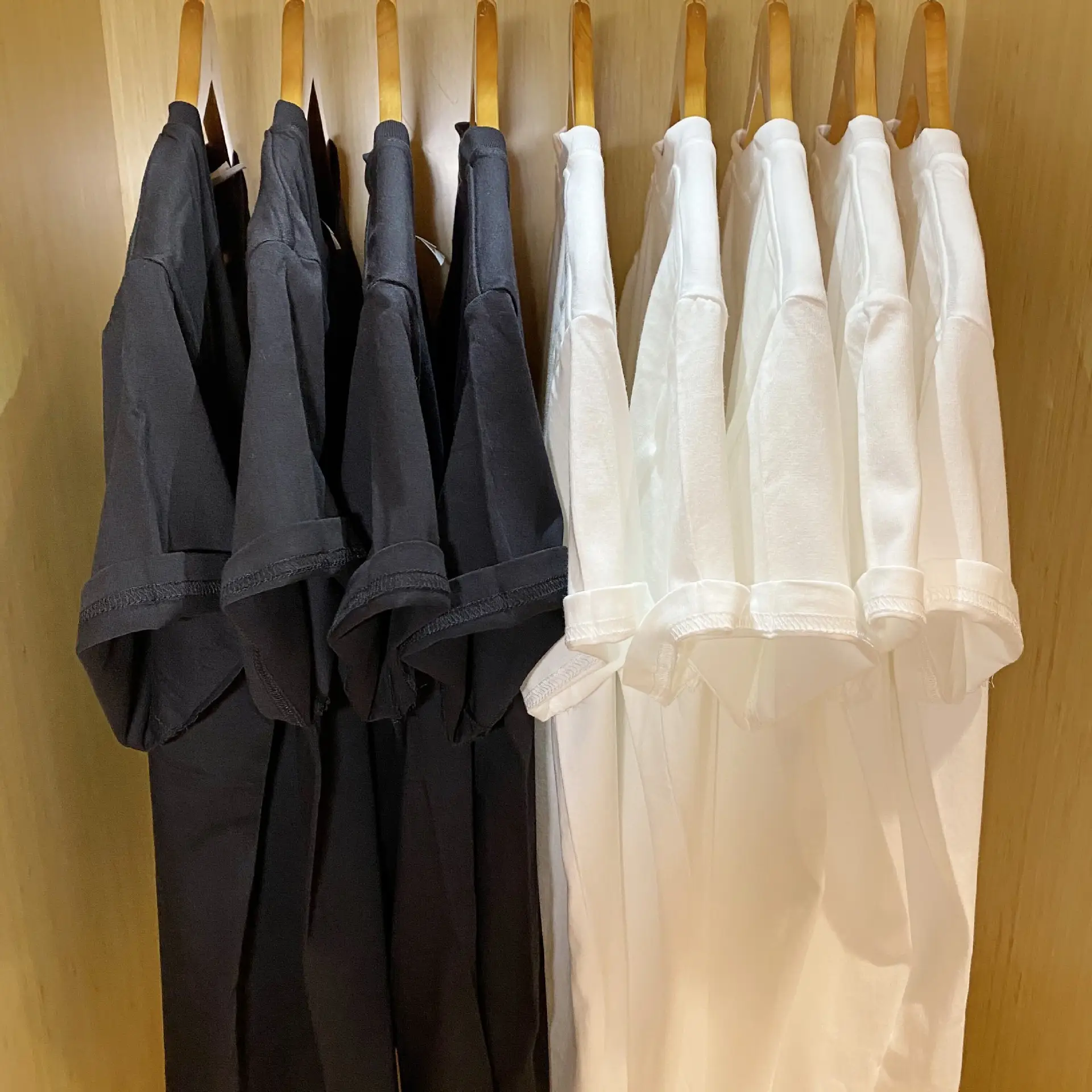 210g American Heavy Combed Cotton Round Neck Bottoming T-Shirt - Image 2