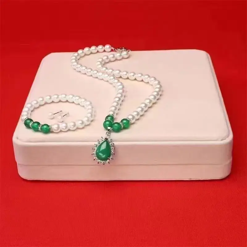 Natural Freshwater Pearl Necklace with Green Chalcedony Pendant - Image 4