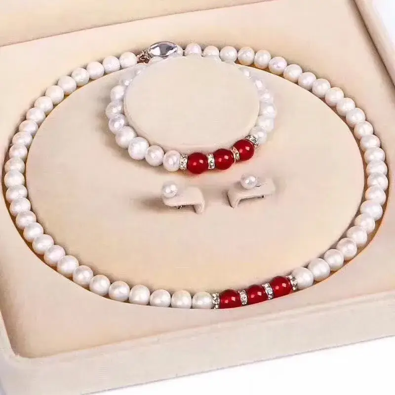 Natural Freshwater Pearl Necklace with Green Chalcedony Pendant — feature 35