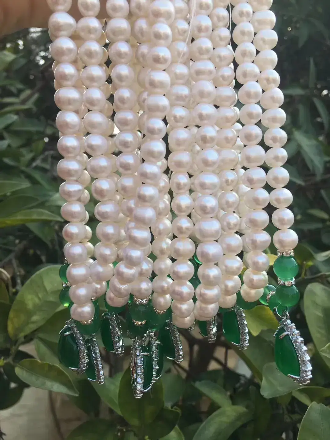 Natural Freshwater Pearl Necklace with Green Chalcedony Pendant — feature 5