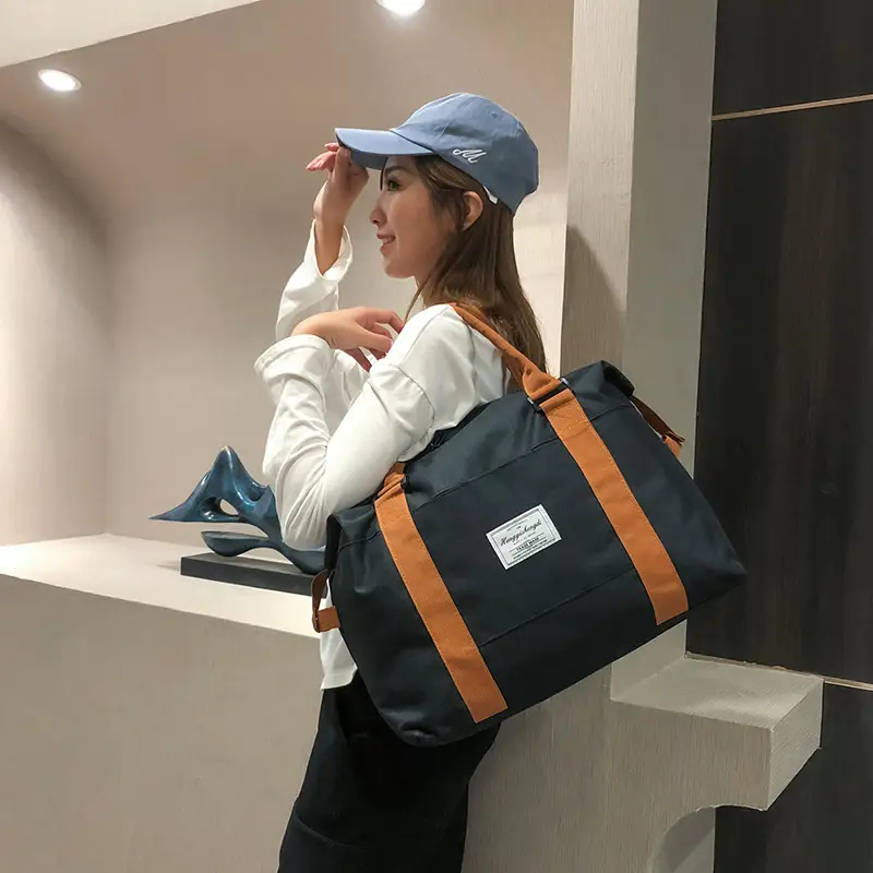 Large Capacity Travel Bag with Brown Handles - Image 9