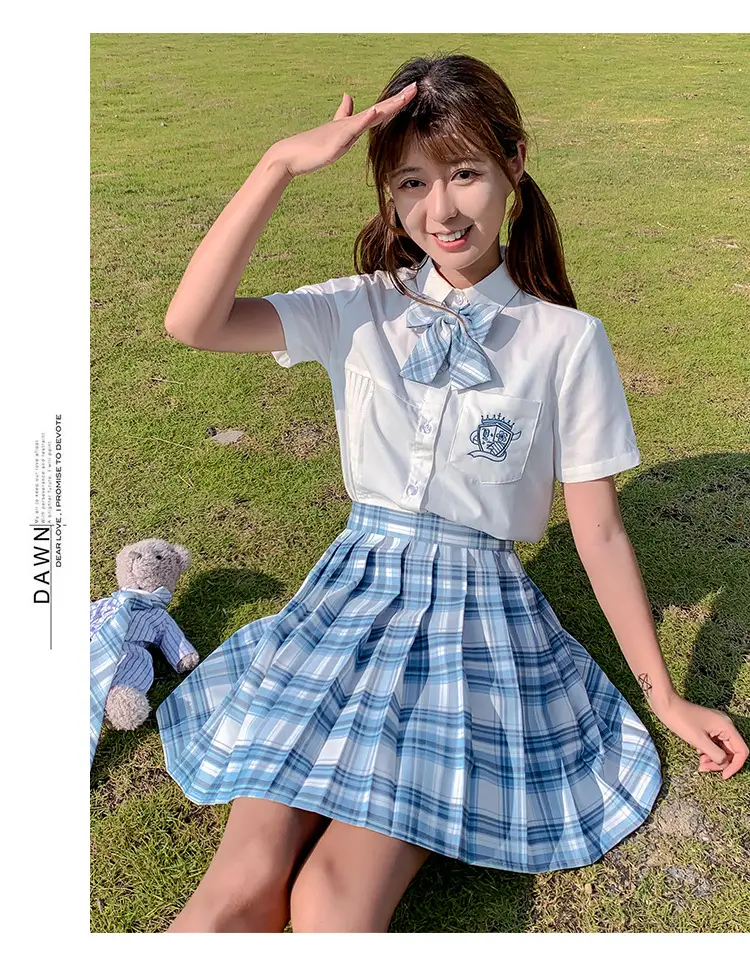 Japanese Style Plaid Pleated Skirt for Women — feature 18