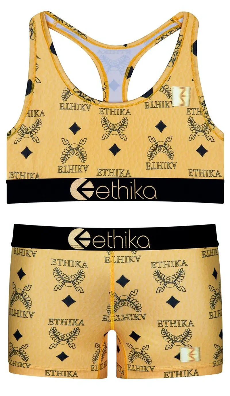 Ethika Printed Yoga Suit Women Parrot Design Shorts Set - Image 15