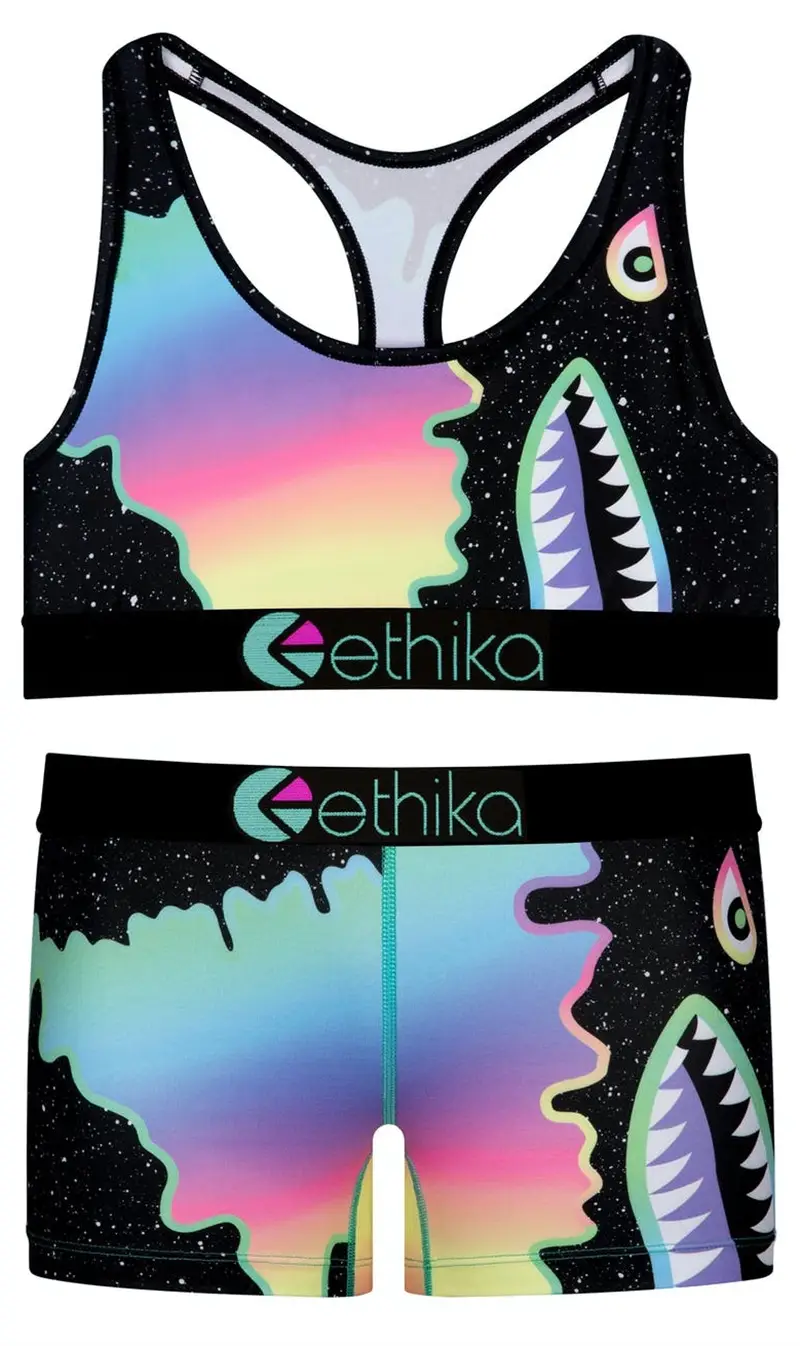 Ethika Printed Yoga Suit Women Parrot Design Shorts Set - Image 17