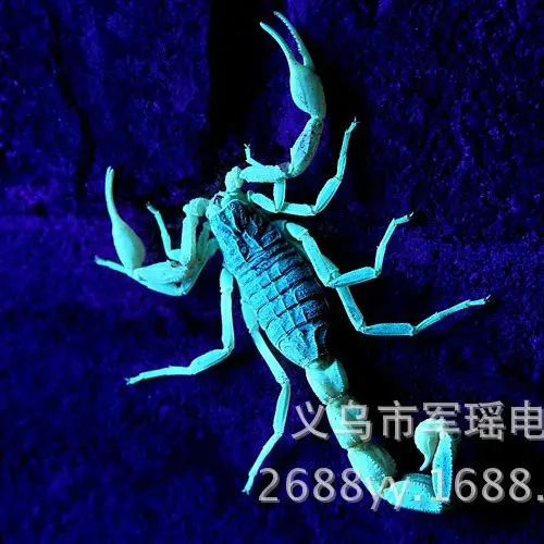 100 Led UV Flashlight Purple Smoke Detection Lamp