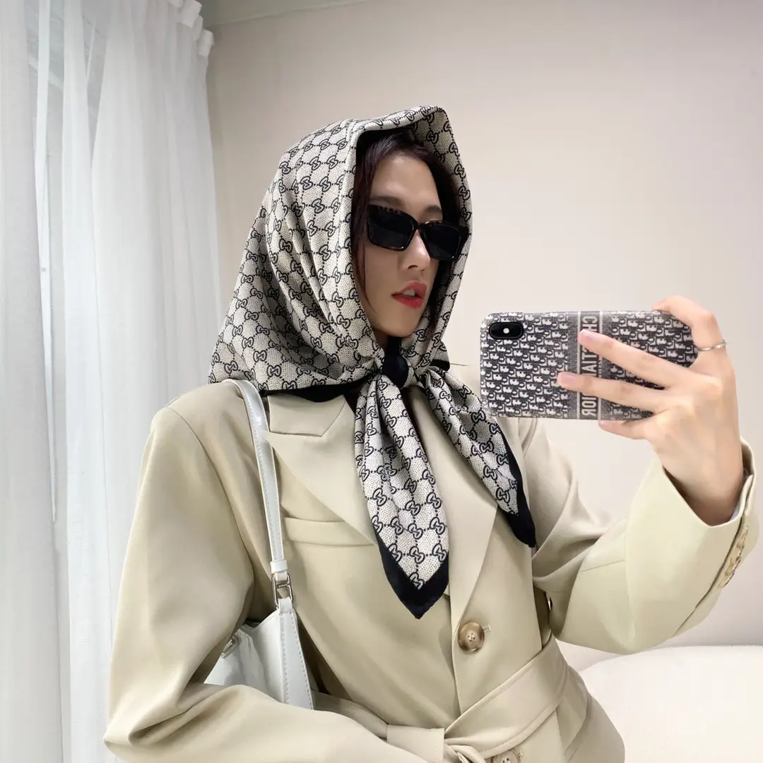 Gao he simple letter Z printed scarf Hui women's closed toe scarf 90cm large square scarf foreign trade gift