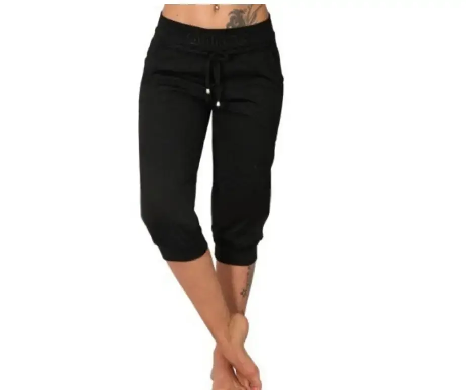 Women Black Cropped Sports Pants Medium Loose Fit