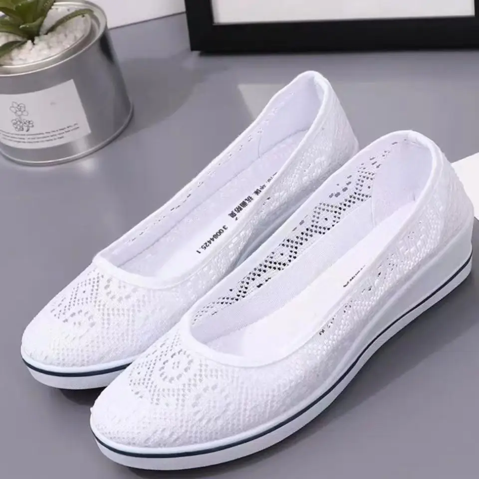 One-Piece Style Hospital Nurse Shoes, White Wedge-Heeled Women's Shoes, Women's Beauty and Comfort Canvas White Shoes, Work Shoes Wholesale