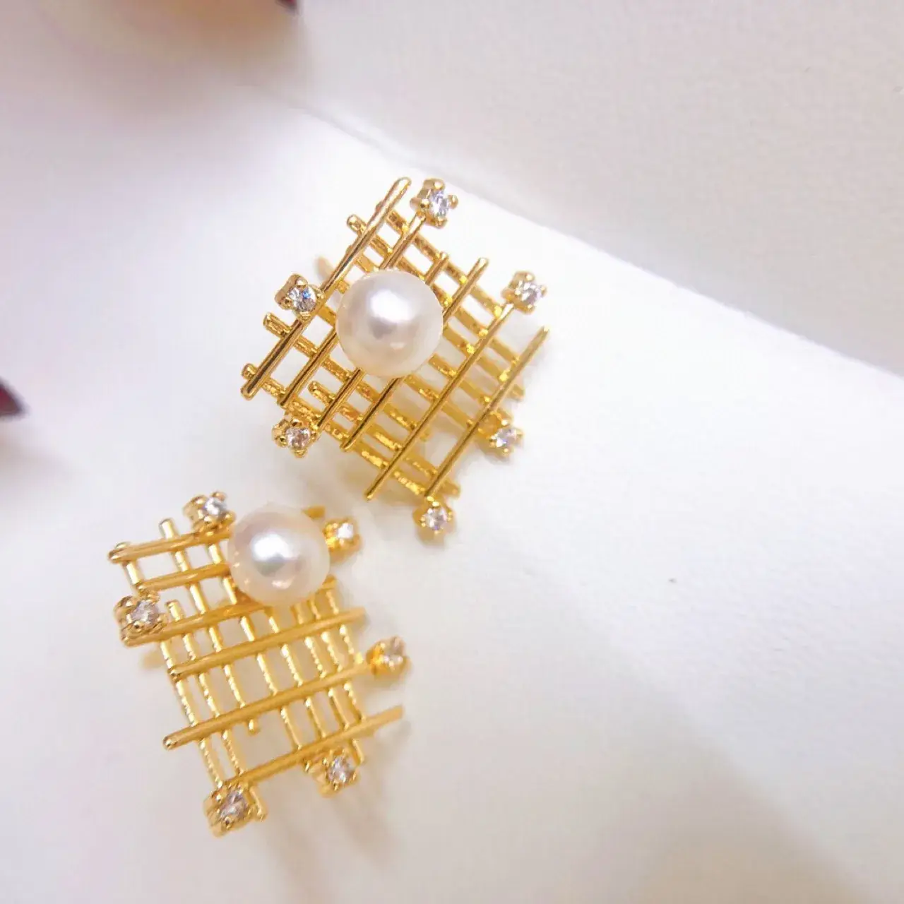 Korean Grid Pearl Earrings for Women