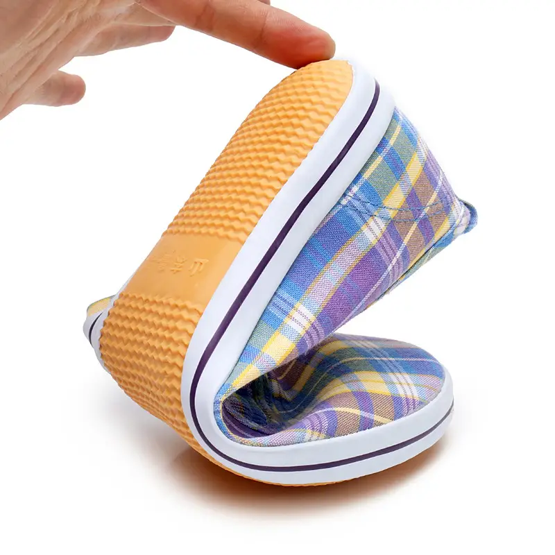 Lutai Mom Shoes Soft and Lightweight Beef Sole Plaid Shoes Summer Middle-aged and Elderly Slip-on Casual Women's Shoes - Image 17