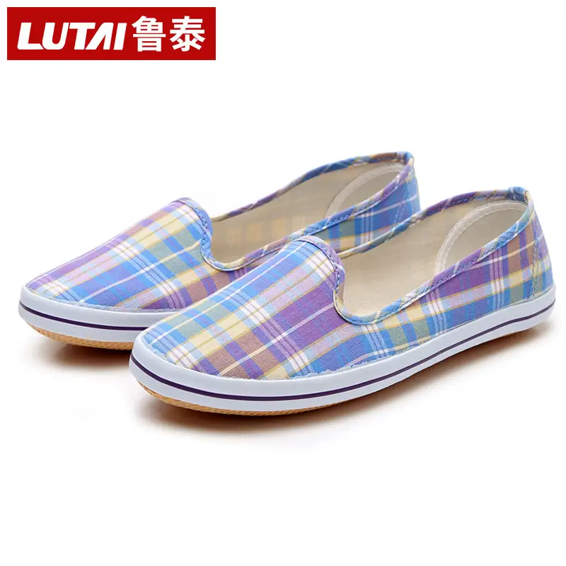 Lutai Mom Shoes Soft and Lightweight Beef Sole Plaid Shoes Summer Middle-aged and Elderly Slip-on Casual Women's Shoes - Image 11