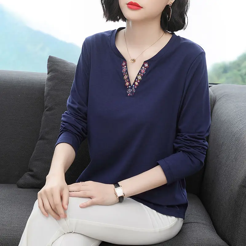 Black Long Sleeve V-Neck Women's T-Shirt - Image 6