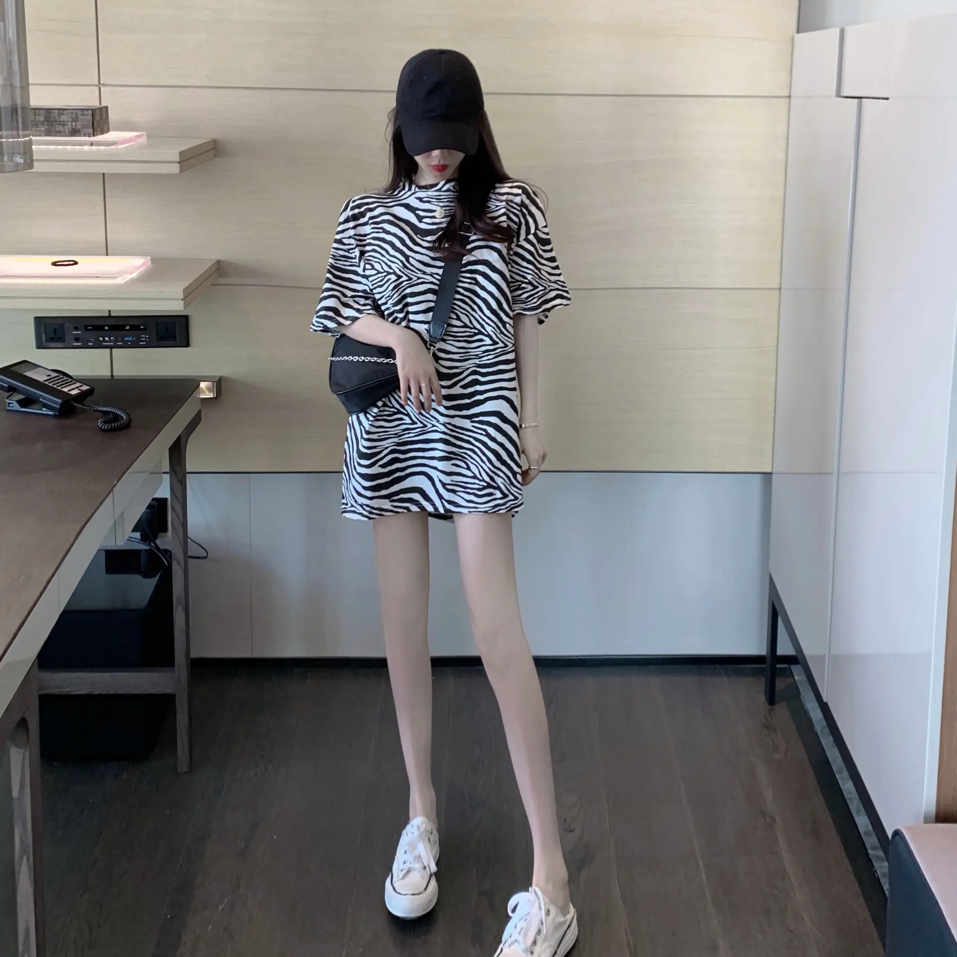 Women's Leopard Print Short Sleeve T-Shirt Mid Length Bottoming Shirt Top Dropshipping