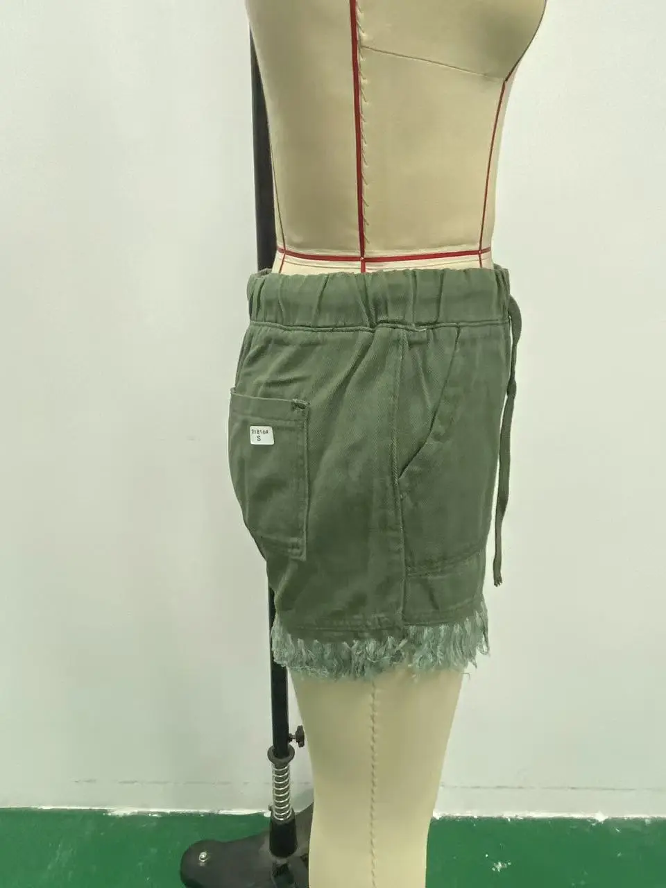 Women Denim Shorts High Waist Elastic Waist Lazy Style — feature 10