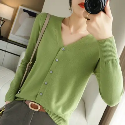 Women Red Knitted Cardigan 2024 Winter Sweater Small - Image 19