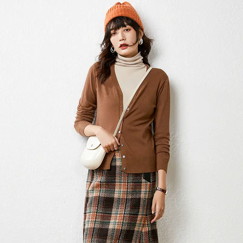 Women Red Knitted Cardigan 2024 Winter Sweater Small - Image 5
