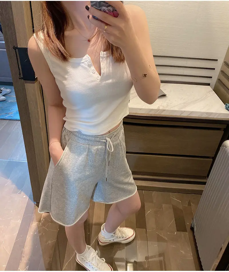 Black Sleeveless Knitted Top for Women Spring Summer — feature 15