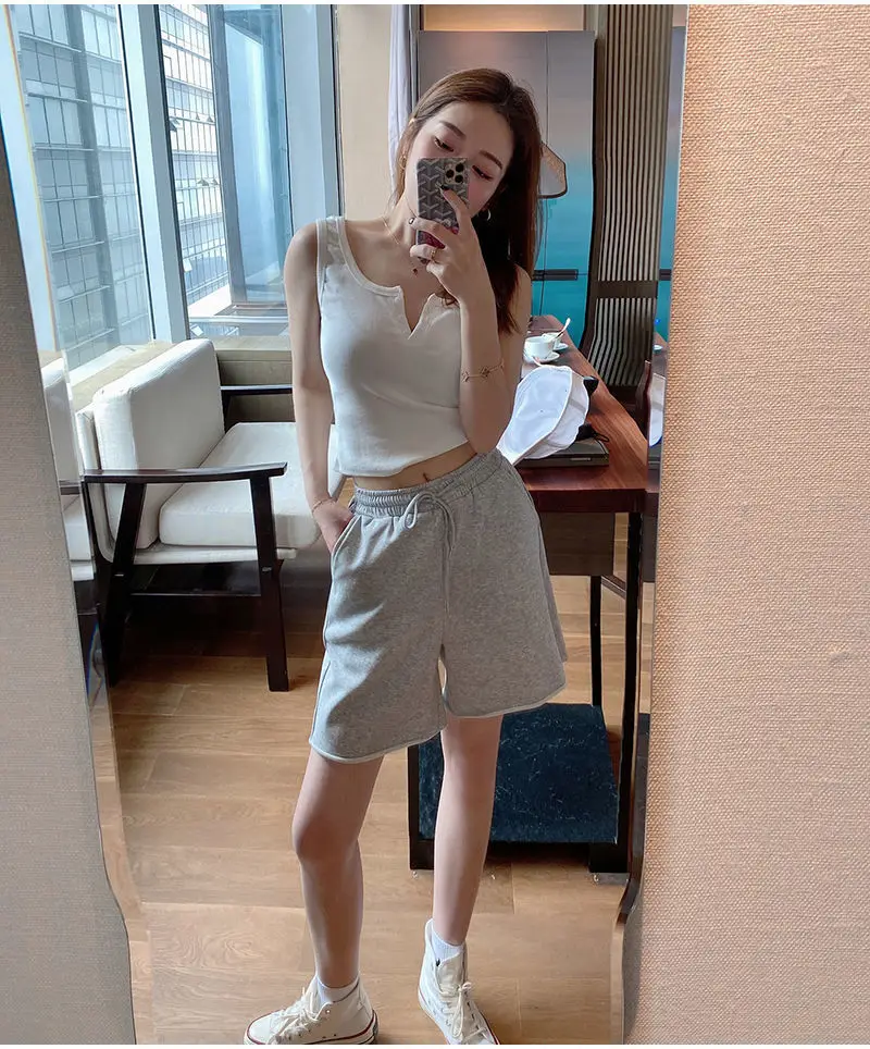 Black Sleeveless Knitted Top for Women Spring Summer — feature 17
