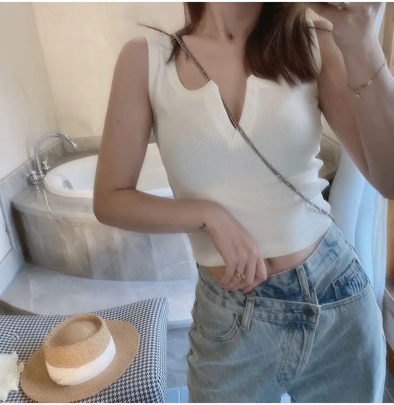 Black Sleeveless Knitted Top for Women Spring Summer — feature 20