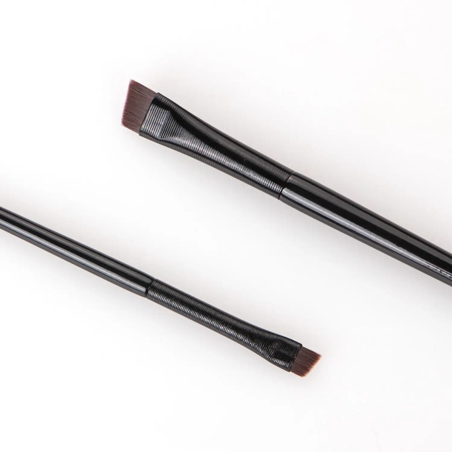 Nongying 101 & 102 Eyeliner Brush Fine Eyeliner Brush - Image 4