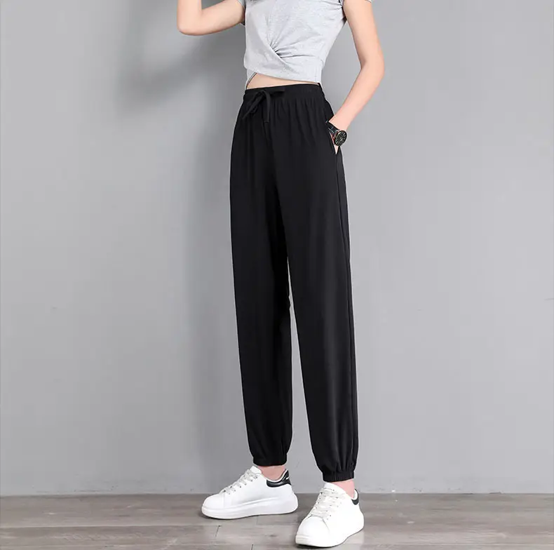 Women Gray Drapey Cropped Sweatpants Plus Size - Image 2