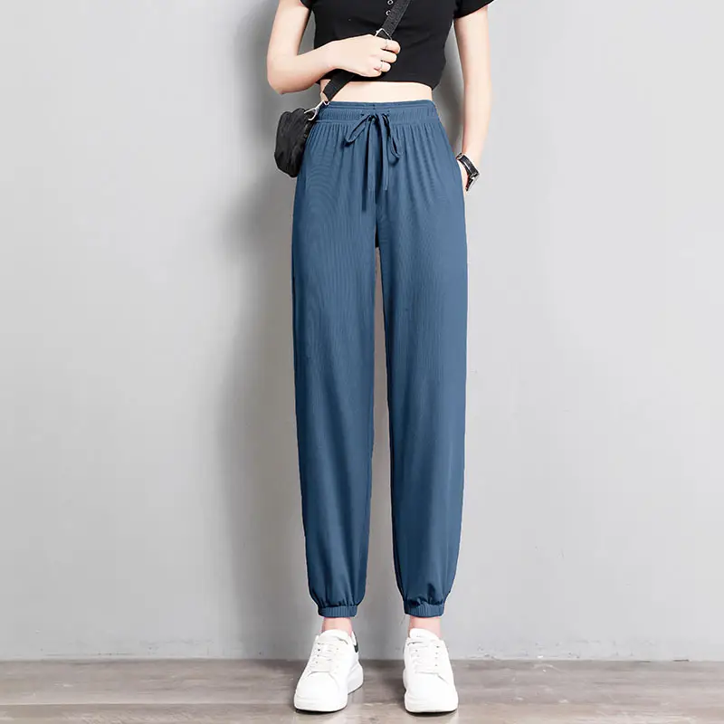 Women Gray Drapey Cropped Sweatpants Plus Size - Image 4
