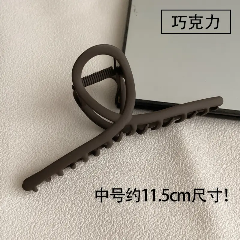 Elegant Gold Shark Clip Hair Grab for Women 11cm - Image 2