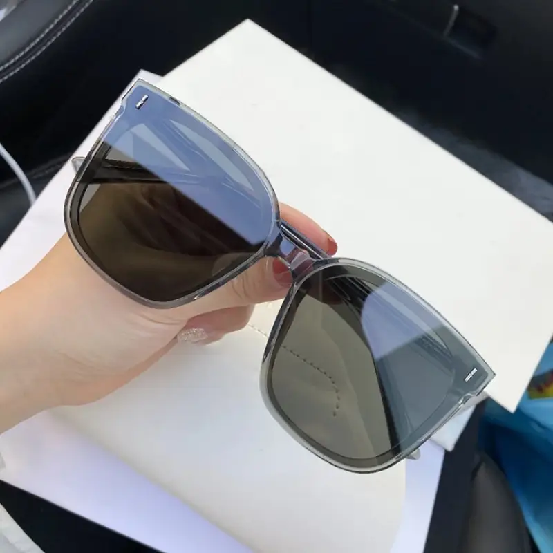 Women Sunglasses Anti-UV Big Face High End Grey