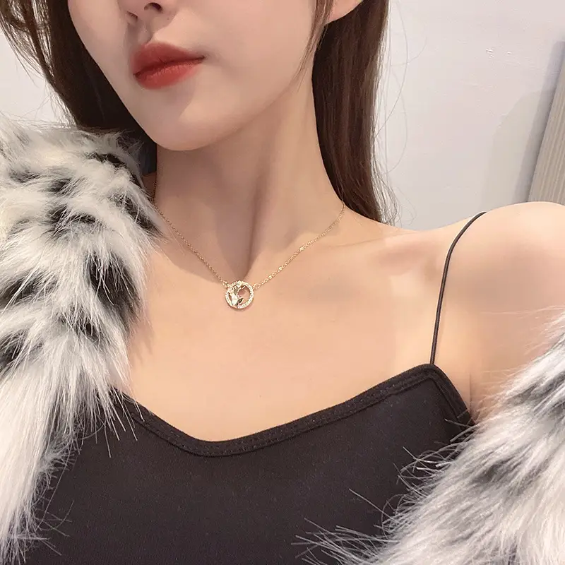 Silver Buckle Chain Necklace for Women — feature 8