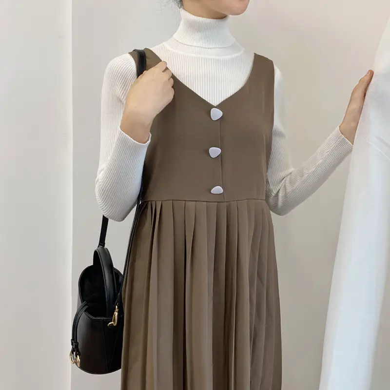 Women's Grey Turtleneck Knitted Sweater for Winter - Image 2