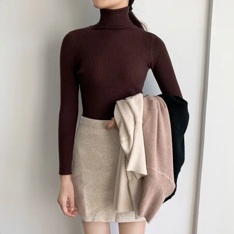 Women's Grey Turtleneck Knitted Sweater for Winter - Image 6