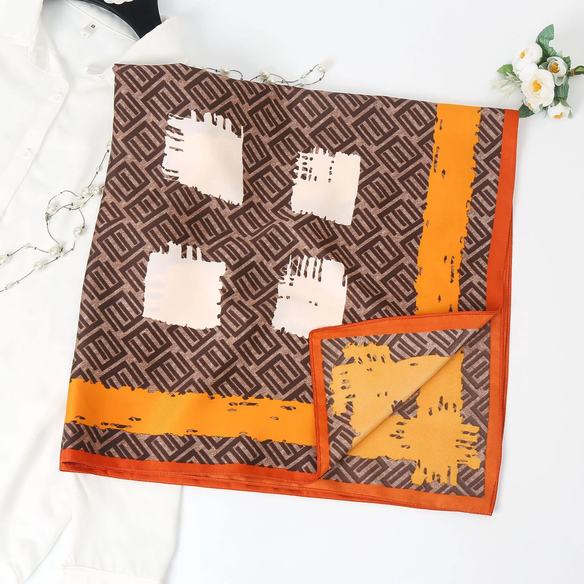 Gao He Z-Shape Scarf 90cm Orange Brown Geometric