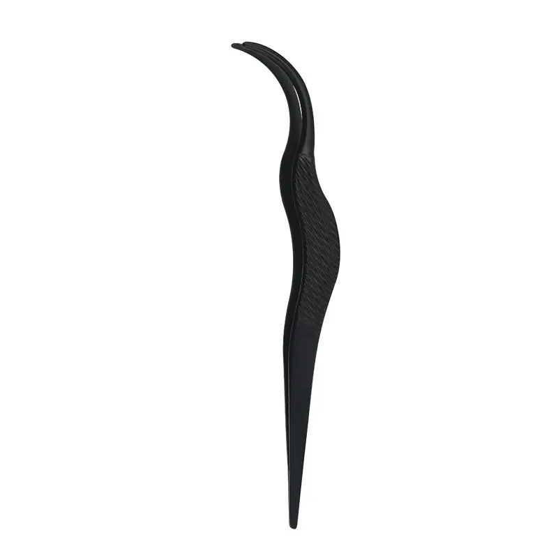 Gold False Eyelash Applicator Tweezers - Image 10