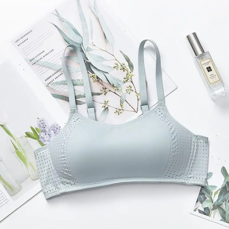 Yilaner 3139 latex cotton wireless bra tube top anti-exposure AB thin Cup breathable hole underwear