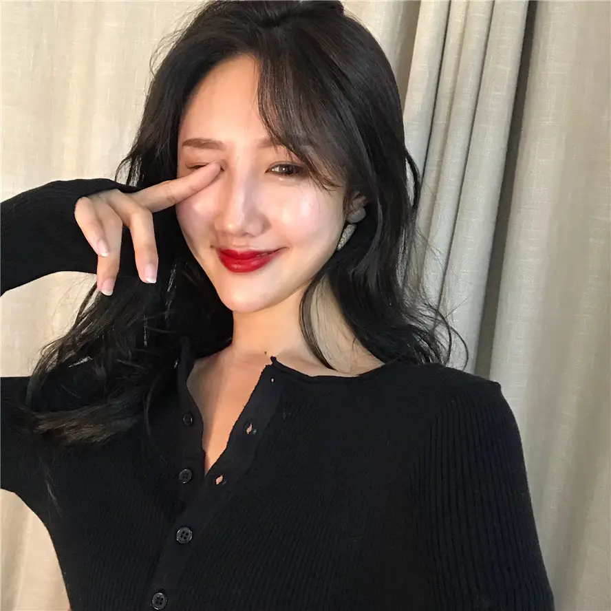 Black Long Sleeve Knitted Shirt with Graphic Print — feature 1