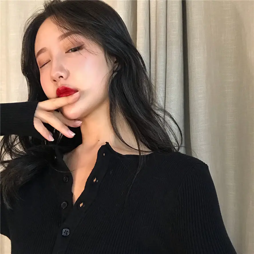 Black Long Sleeve Knitted Shirt with Graphic Print — feature 10