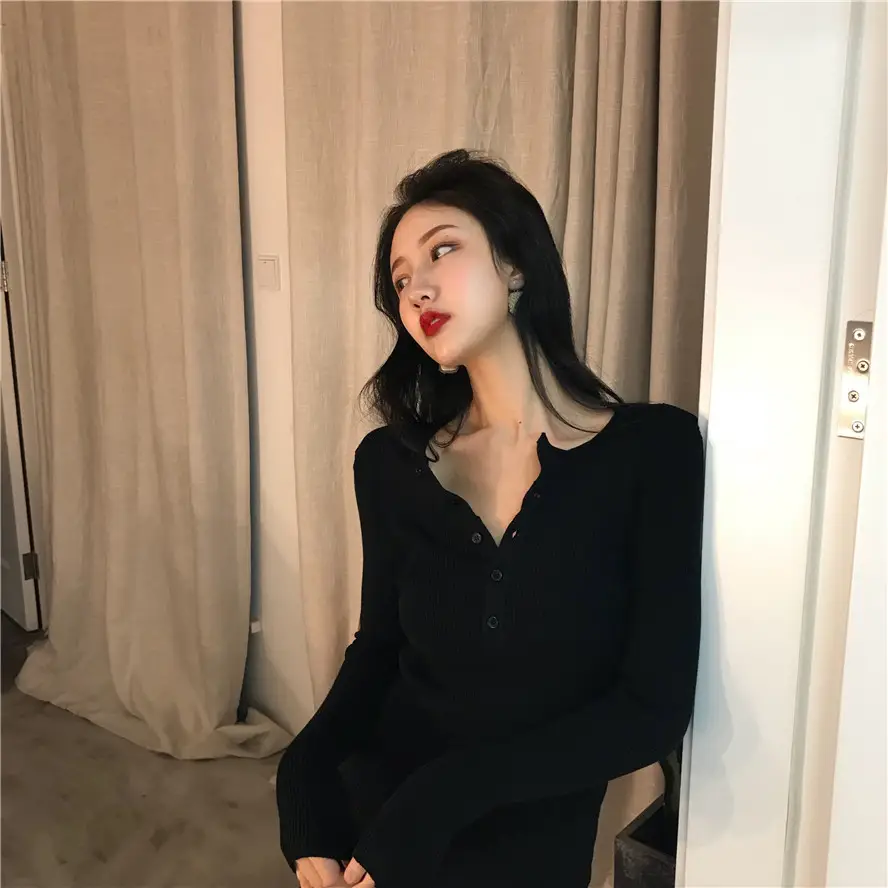 Black Long Sleeve Knitted Shirt with Graphic Print — feature 5