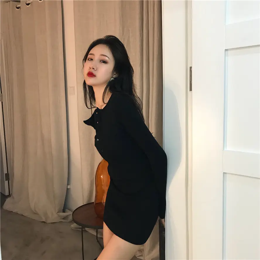 Black Long Sleeve Knitted Shirt with Graphic Print — feature 8