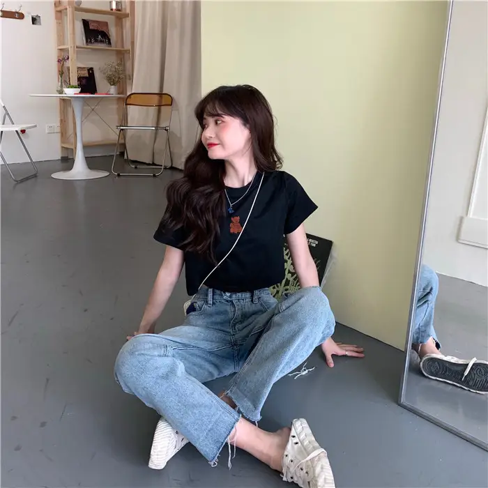 2025 Summer Korean Style Short Cropped Bear Embroidery T-Shirt — feature 19