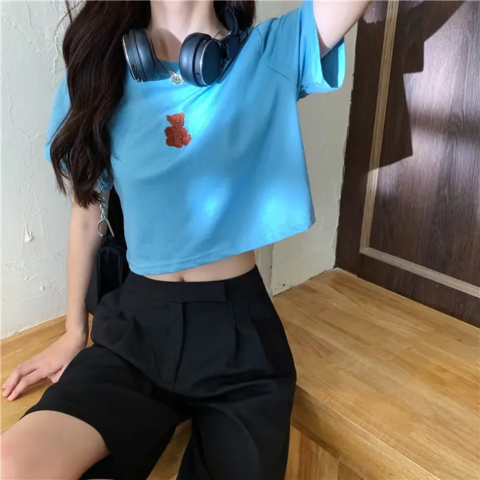 2025 Summer Korean Style Short Cropped Bear Embroidery T-Shirt — feature 2