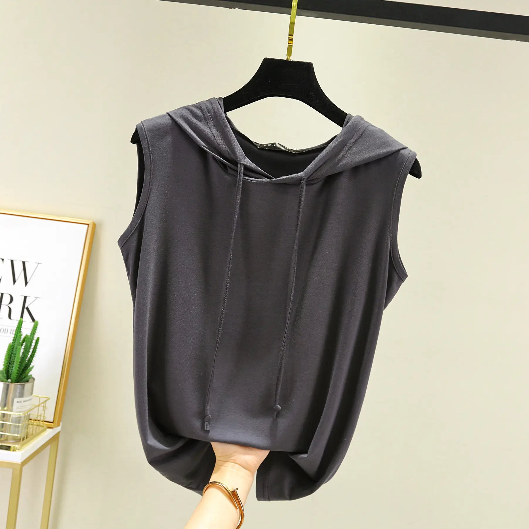 Women's 2023 Sleeveless Hooded T-Shirt Modal Black - Image 7