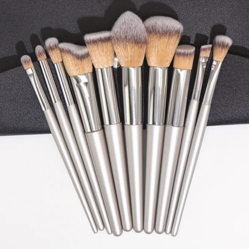 10 Pack Champagne Cosmetic Brushes Set Soft Hair Beauty Tools - Image 3