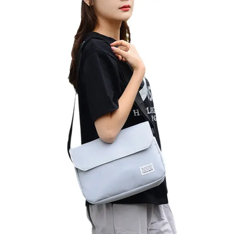 Simple Men's Grey Shoulder Messenger Bag