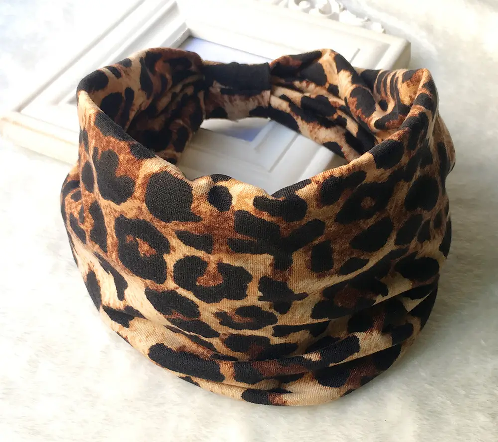 Women's Printed Elastic Headband with Wide Bristle - Image 3