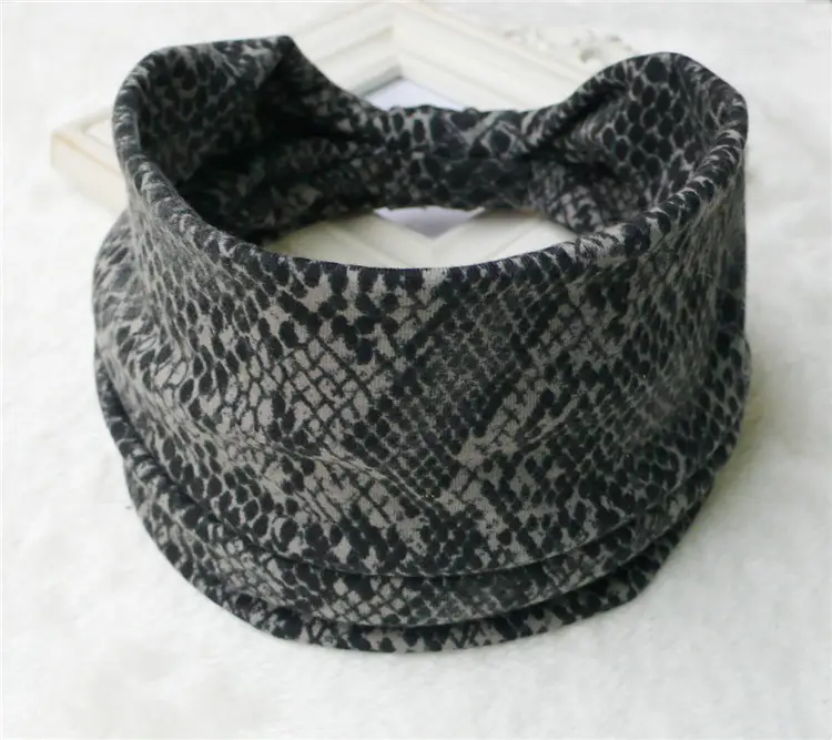 Women's Printed Elastic Headband with Wide Bristle - Image 4